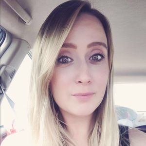 Meet your Posher, Lindsey